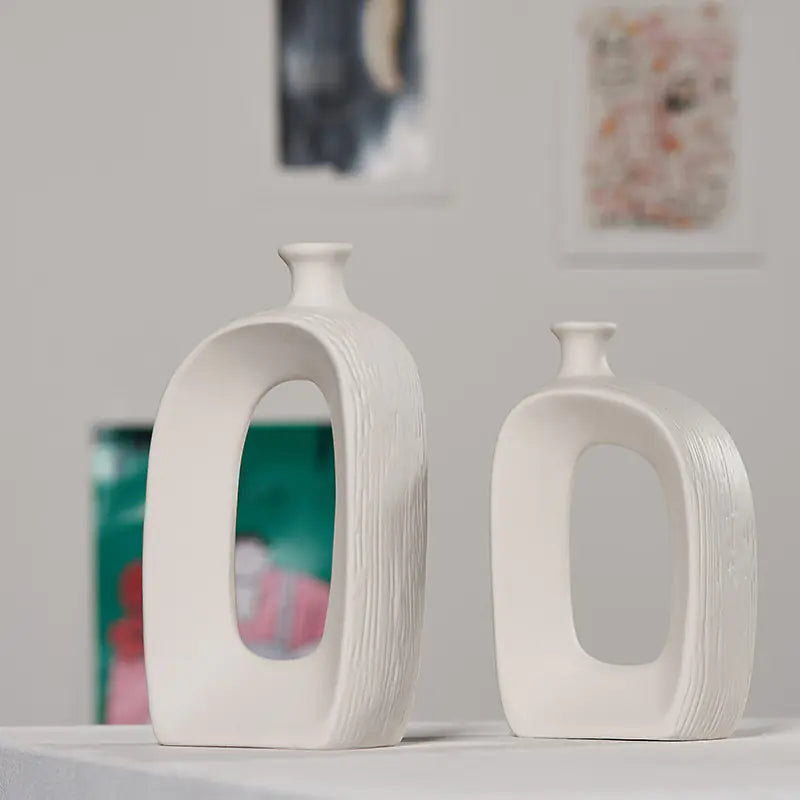 Modern White Ceramic Dried Flower Vase for Home Decor